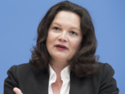 Bundesarbeitsministerin Andrea Nahles (46, SPD) bastelt an einer Betriebsrente auch für Niedrigverdiener (Foto: Berlin, Bundespressekonferez, 01.06.2016, Fotograf: HC Plambeck)