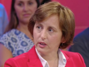 "Die soziale Grundsicherung soll beibehalten werden", sagte AfD-Vizechefin Beatrix von Storch (45) am 25. August 2016 im ZDF. Gemeint sind die Hartz IV-Sanktionen. Und: "Wir wollen die Zuverdienstmöglichkeiten erleichternt." Laut Programm ein Bürgerdienst für Langzeitarbeitslose, auf Deutsch Zwangsarbeit (Foto: Youtube/ZDF Donnerstagtalk)