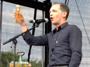 Heiko Maas ist der Schirmhehr des diesjährigen Cologne Pride. (Screenshot: YouTube)